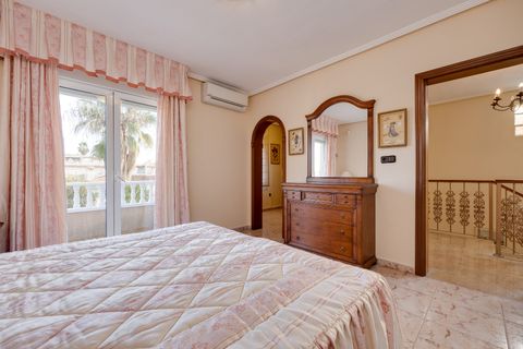 Villa i Torrevieja, Alicante, Torrevieja - € 390.000 | Ref: A9234 - foto 40