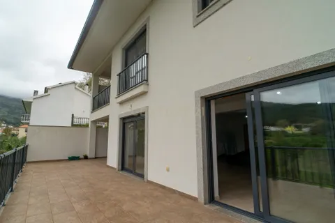 Villa i Covilha, Castelo Branco, Covilha - € 390.000 | Ref: C0434-01186 - foto 1