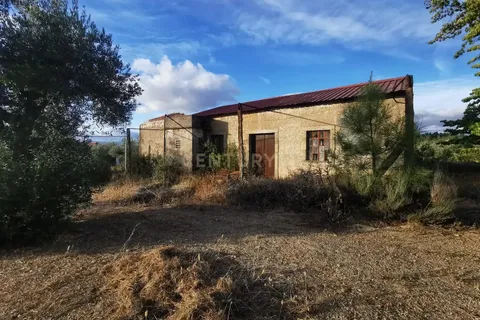 Helårsgrund i Castelo Branco, Castelo Branco, Castelo Branco - € 50.000 | Ref: C0434-01173 - foto 1