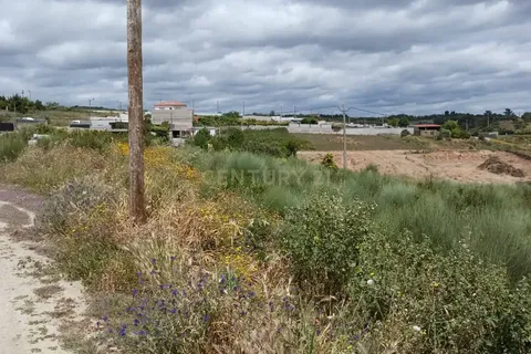 Helårsgrund i Castelo Branco, Castelo Branco, Castelo Branco - € 42.000 | Ref: C0434-00735 - foto 1