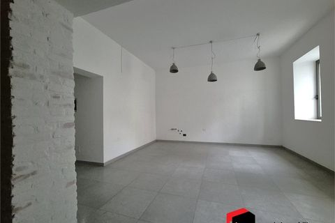 Erhvervsejendom i Thiene, Vicenza, Thiene - € 80.000 | Ref: A061 - foto 1