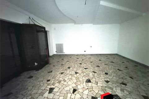 Erhvervsejendom i Thiene, Vicenza, Thiene - € 80.000 | Ref: A061 - foto 5