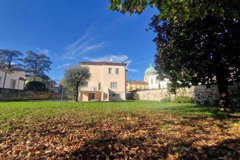 Villa i Thiene, Vicenza, Thiene - € 1.200.000 | Ref: SIN307 - foto 1