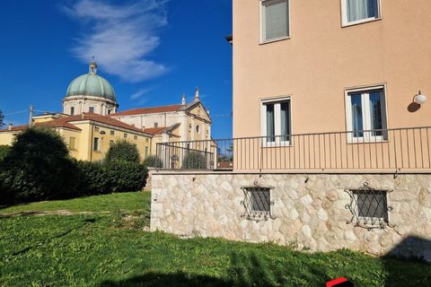 Villa i Thiene, Vicenza, Thiene - € 1.200.000 | Ref: SIN307 - foto 14