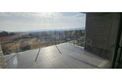 Villa a Valenca, Viana do Castelo, Valenca - € 425.000 | Ref: UNU F1-03-119 - foto 8