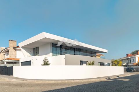 Villa i Vila Nova da Telha, Porto, Vila Nova da Telha - € 1.100.000 | Ref: MM118P/25MAI/PS - foto 32