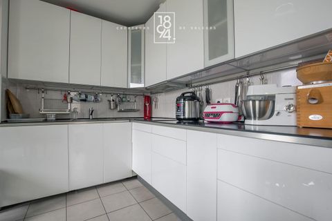 Lejlighed i Marseille, Bouches-du-Rhone, Marseille - € 242.000 | Ref: TV7K-2HS-AYQ - foto 4