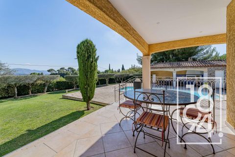 Villa i Marseille, Bouches-du-Rhone, Marseille - € 990.000 | Ref: 1JEJ-RRB-32T - foto 2