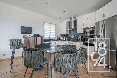 Villa i Marseille, Bouches-du-Rhone, Marseille - € 990.000 | Ref: 1JEJ-RRB-32T - foto 11