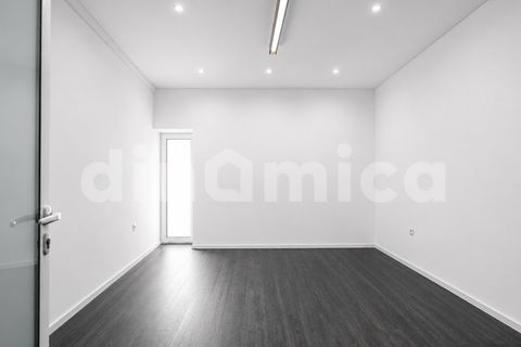 L'establiment comercial a Ruivaes e Novais, Braga, Ruivaes e Novais - € 590.000 | Ref: 2096 - foto 12