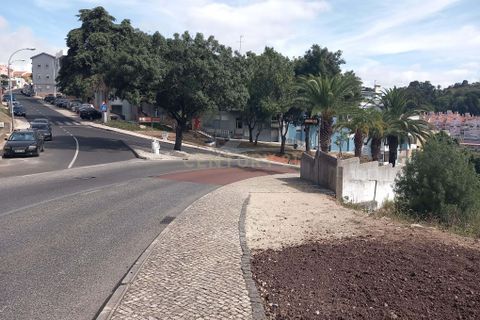 Helårsgrund i Oeiras, Lisbon, Oeiras - € 800.000 | Ref: C0246-02910 - foto 10