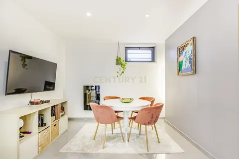 Villa i Oeiras, Lisbon, Oeiras - € 760.000 | Ref: C0246-03222 - foto 8