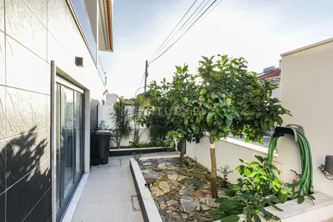 Villa i Oeiras, Lisbon, Oeiras - € 760.000 | Ref: C0246-03222 - foto 33