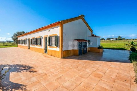 Villa i Montijo, Setubal, Montijo - € 1.035.000 | Ref: PROP-34108 - foto 2