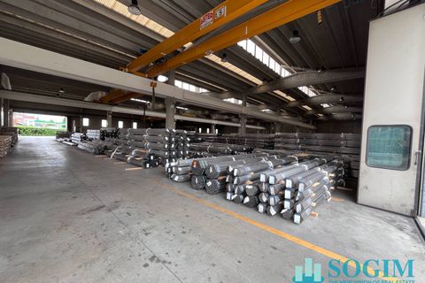 L'establiment comercial a Abbiategrasso, Milan, Abbiategrasso - € 55.400/mes | Ref: 37748 - foto 17