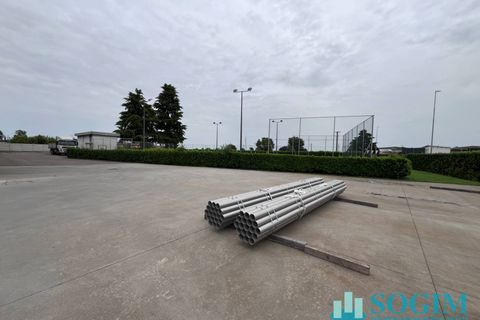 L'establiment comercial a Abbiategrasso, Milan, Abbiategrasso - € 55.400/mes | Ref: 37748 - foto 18