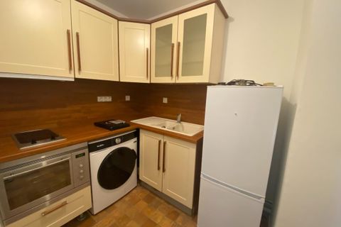 Apartament a Avignon, Vaucluse, Avignon - € 1.860/mes | Ref: 1055-26 - foto 5