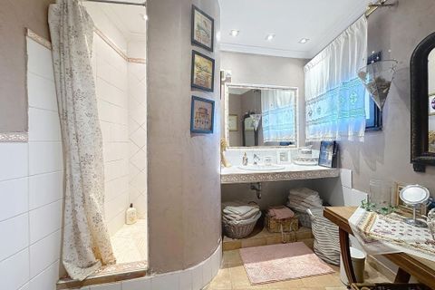 Villa i Avignon, Vaucluse, Avignon - € 784.000 | Ref: FR165 - foto 19