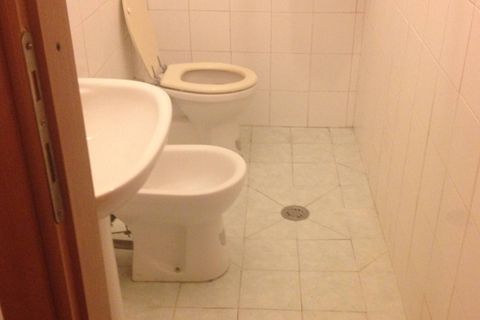 Apartament a Pisa, Pisa, Pisa - € 900/mes | Ref: 2011145 - foto 9