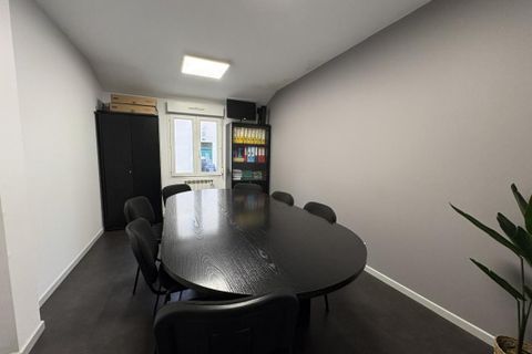 Erhvervsejendom i Figeac, Lot, Figeac - € 194.500 | Ref: EC44DE814E244127 - foto 10