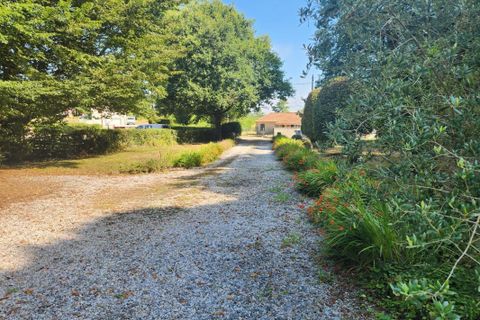 Villa a Saulgond, Charente, Saulgond - € 215.000 | Ref: 6887BBC480F14207 - foto 16