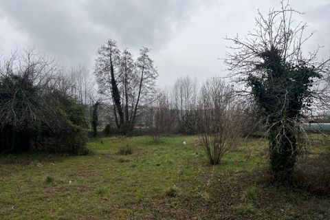 Helårsgrund i Saint-Céré, Lot, Saint-Céré - € 34.000 | Ref: 4C943EFFF4CB4FA7 - foto 2
