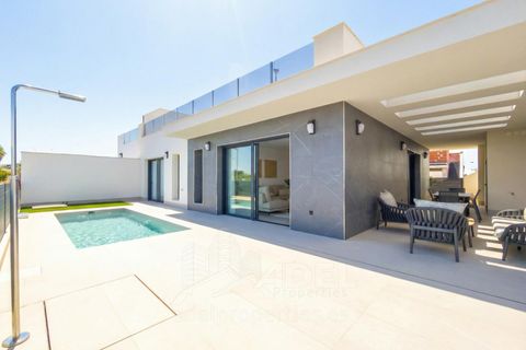 Villa i Torrevieja, Alicante - foto 1