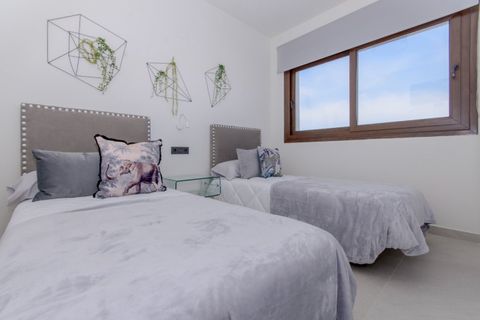 Bungalow i Torrevieja, Alicante, Torrevieja - € 320.000 | Ref: SLV18-2459S - foto 15