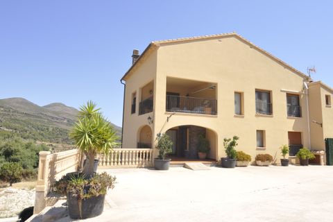 Villa i Benissa, Alicante, Benissa - € 680.000 | Ref: SLV19-5678T - foto 1