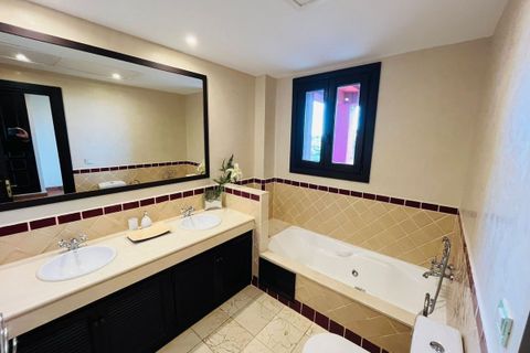 Villa i Sotogrande, Cadiz, Sotogrande - € 695.000 | Ref: DPIe16321 - foto 20