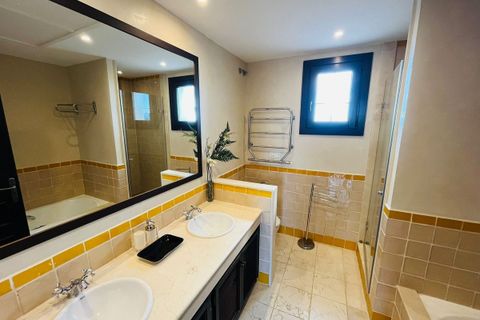 Villa i Sotogrande, Cadiz, Sotogrande - € 695.000 | Ref: DPIe16321 - foto 30