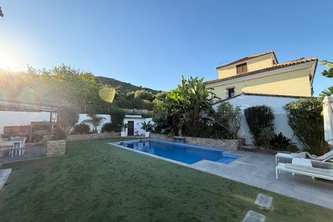 Villa a Casares, Malaga, Casares - € 749.000 | Ref: DPIe22487 - foto 24