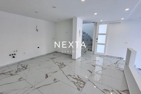 Villa a San Eugenio, Tenerife, San Eugenio - € 1.350.000 | Ref: 1031 - foto 43