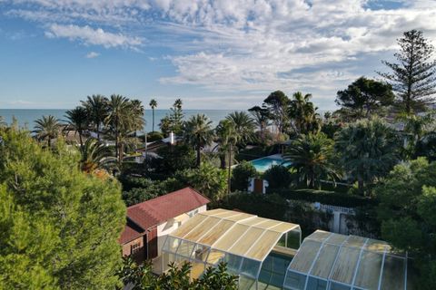 Villa i Denia, Alicante, Denia - € 1.850.000 | Ref: VC80001 - foto 2