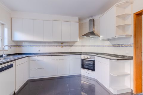 Villa i Cascais, Lisbon, Cascais - € 2.300.000 | Ref: KWPT-026030 - foto 16