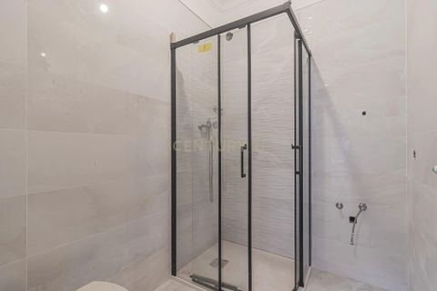 Villa i Almada, Setubal, Almada - € 1.100.000 | Ref: C0431-00780 - foto 23
