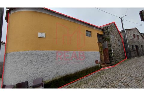 Villa a Queiriz, Guarda, Queiriz - € 40.000 | Ref: 257/ 2025 - foto 2