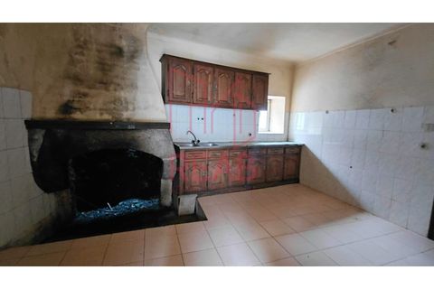 Villa a Queiriz, Guarda, Queiriz - € 40.000 | Ref: 257/ 2025 - foto 4