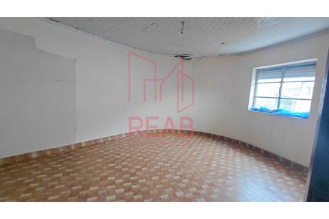 Villa a Queiriz, Guarda, Queiriz - € 40.000 | Ref: 257/ 2025 - foto 6