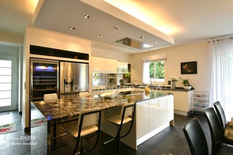 Villa i Blanquefort, Gironde, Blanquefort - € 1.073.000 | Ref: 830038672937 - foto 5