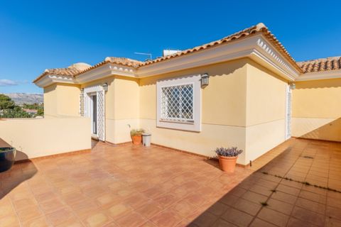 Villa a Busot, Alicante, Busot - € 629.000 | Ref: R5296624 - foto 16