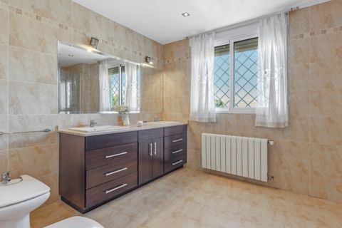 Villa a Busot, Alicante, Busot - € 629.000 | Ref: R5296624 - foto 25