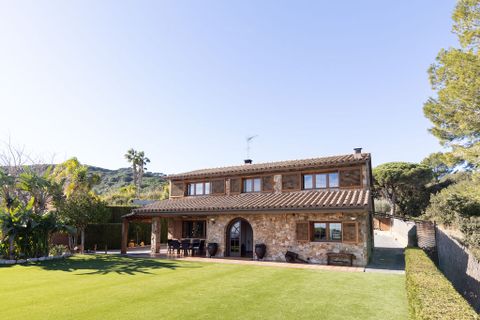 Villa a Argentona, Barcelona, Argentona - € 895.000 | Ref: KBMN477 - foto 2