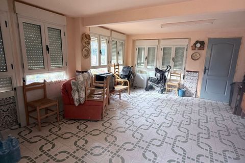 Villa i Vilamarxant, Valencia, Vilamarxant - € 270.000 | Ref: 63682a27-a331-4d07-a - foto 2