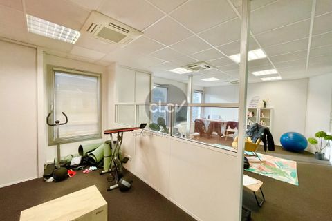 L'establiment comercial a Bron, Rhone, Bron - € 8.583/mes | Ref: 86701758 - foto 6