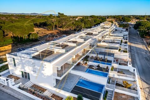 Villa i Almancil, Faro, Almancil - € 1.954.000 | Ref: TGA_42 - foto 2