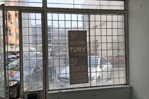 Erhvervsejendom i Alges, Lisbon, Alges - € 100.000 | Ref: C0212-04277 - foto 4