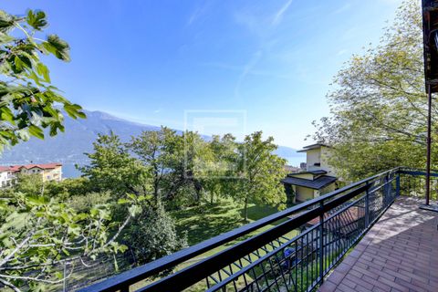 Villa i Tignale, Brescia, Tignale - € 589.000 | Ref: 33091031-95 - foto 33