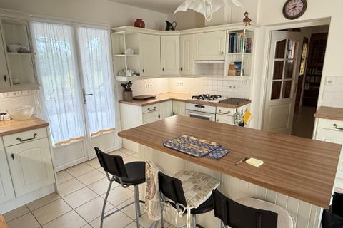 Villa i Confolens, Charente, Confolens - € 249.950 | Ref: r7413 - foto 14