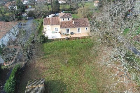 Villa i Confolens, Charente, Confolens - € 249.950 | Ref: r7413 - foto 31